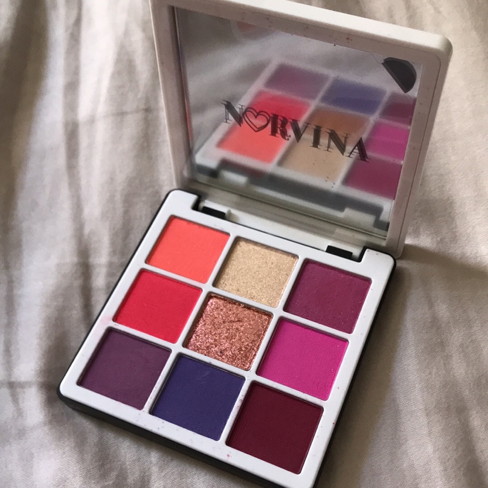 ABH Norvina Mini Pro Pigment Palette Vol. 1✨